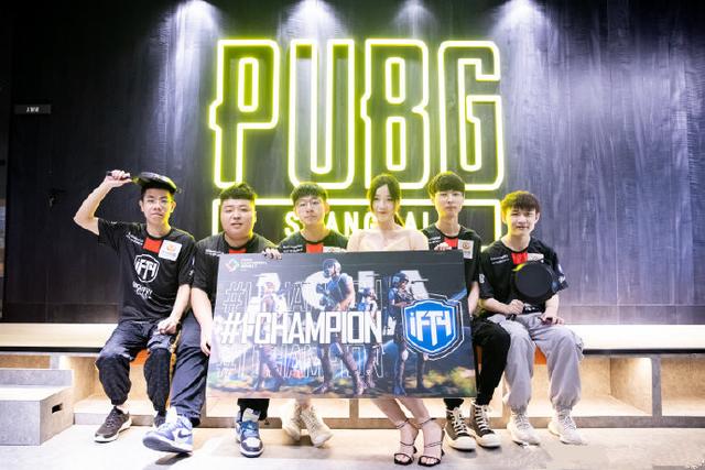 人赢得了一 人赢得了一