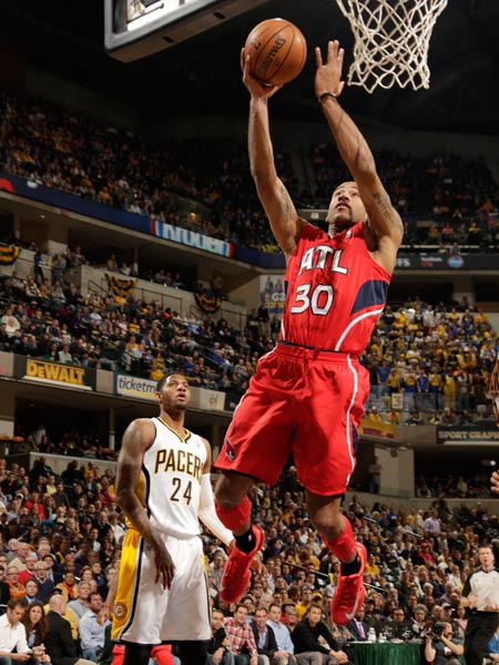 半诈唬加注 半诈唬加注